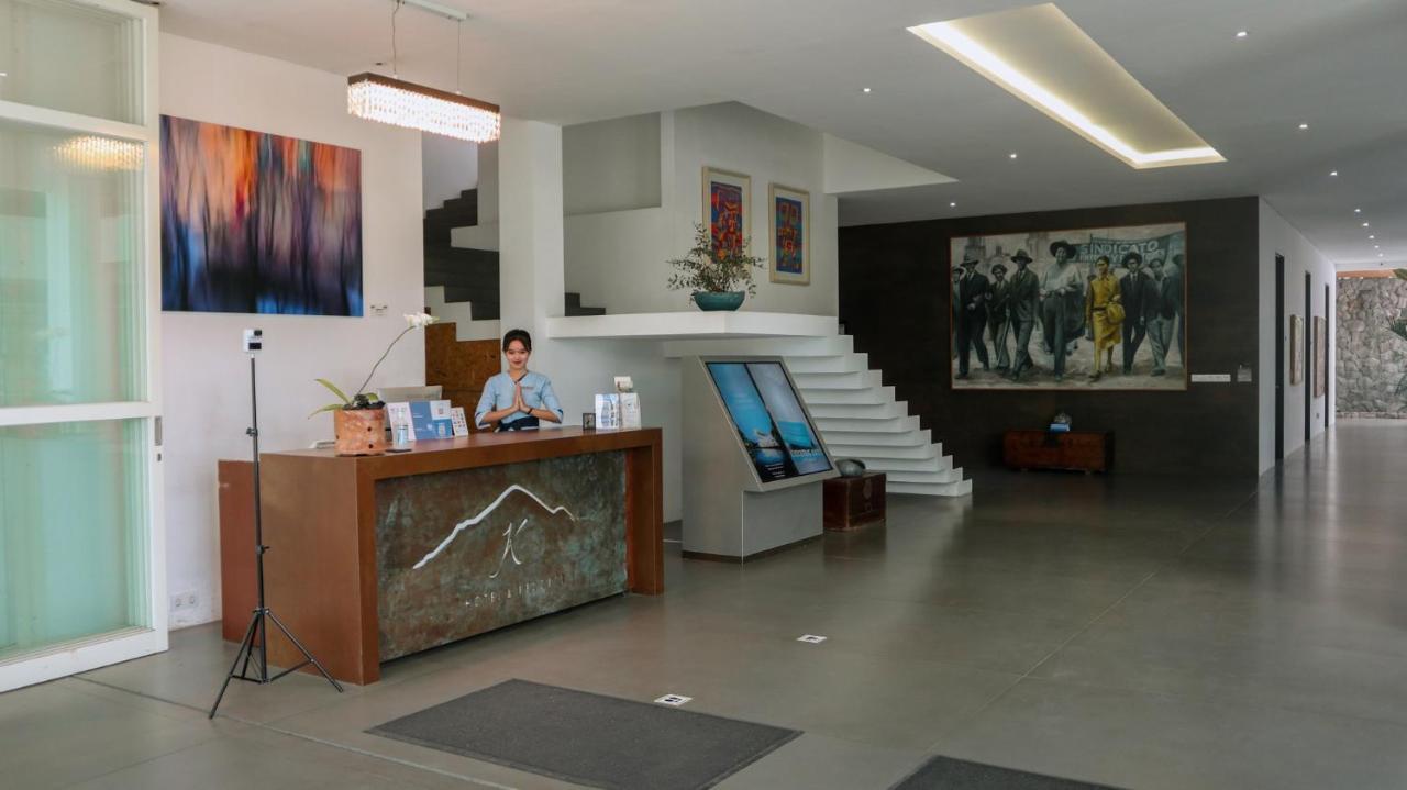 K Gallery Hotel Pasuruan Eksteriør bilde