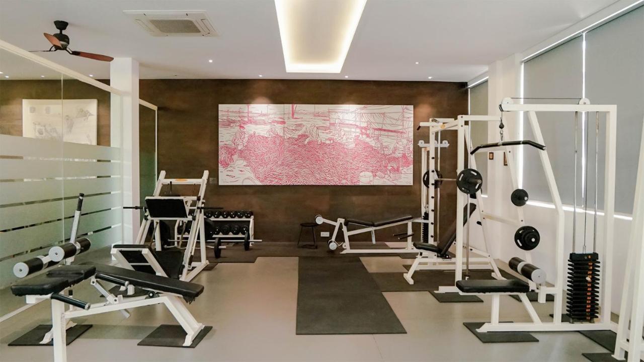 K Gallery Hotel Pasuruan Eksteriør bilde