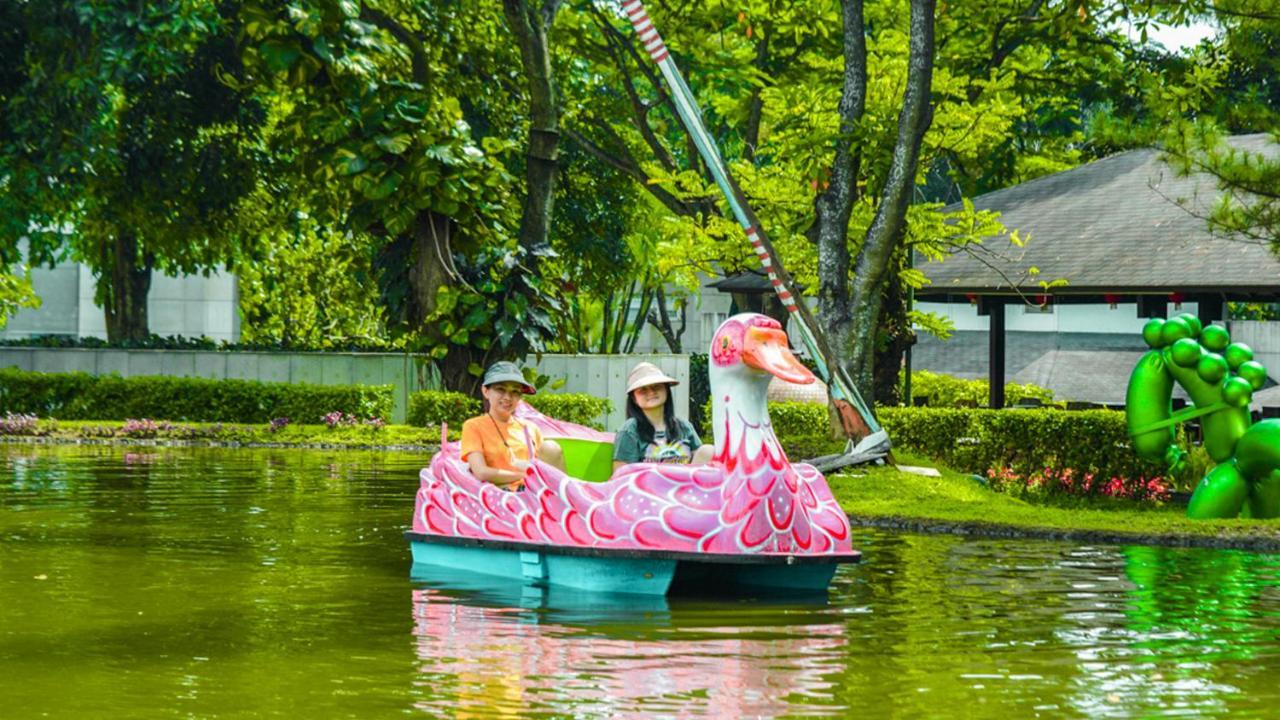 K Gallery Hotel Pasuruan Eksteriør bilde
