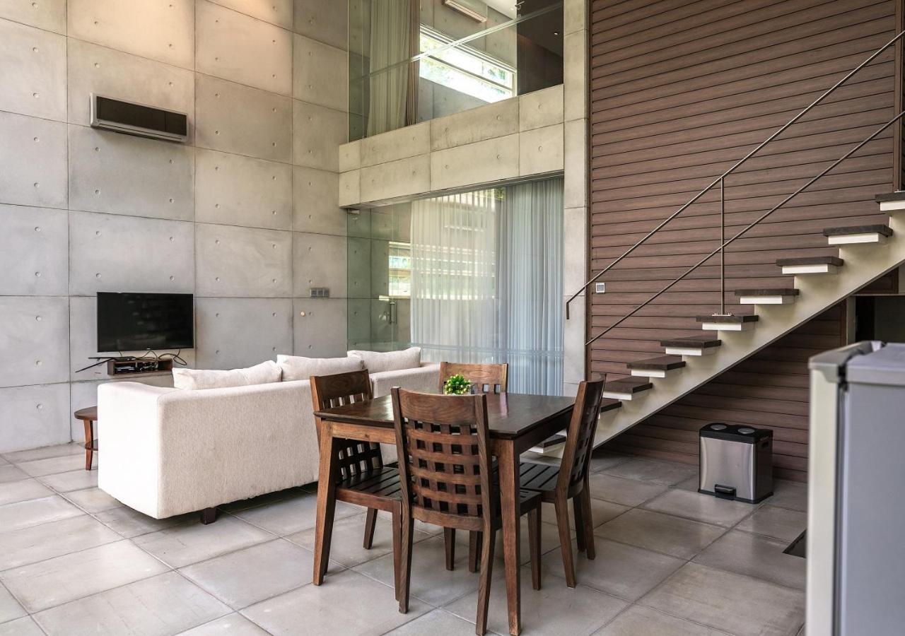 K Gallery Hotel Pasuruan Eksteriør bilde